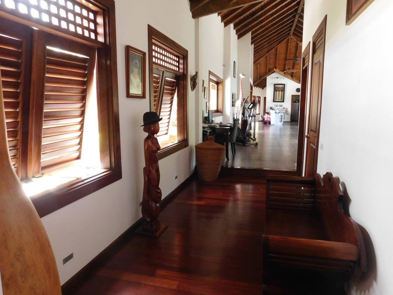 Superb Traditional Luxury Villa in La Barbacoa